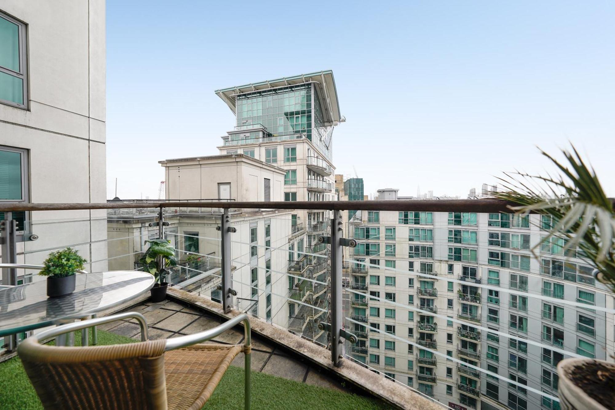 St George River Apartment London Eksteriør bilde